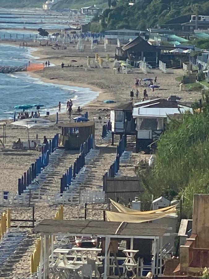 La Casetta Delle Sirene Anzio Kültér fotó